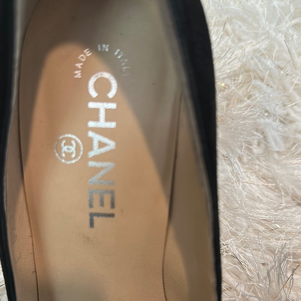 CHANEL Black and Pink Platform Heels - Picture 6 of 14